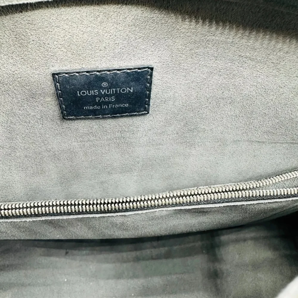 LOUIS VUITTON Black Epi Leather Pont Neuf Handbag